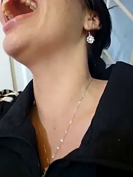 Snapshot of Jules_Angel chatting on June 30, 2026, 11:06 pm Jules Angel online show from June 30, 2026, 11:06 pm