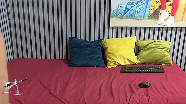 Marianabigass online show from March 26, 2026, 12:06 am