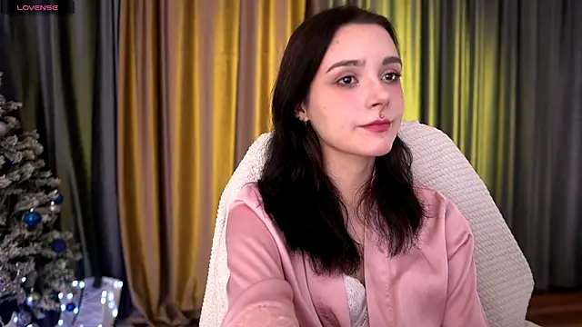 ElizabethMilller  online show from January 10, 2026, 10:14 pm