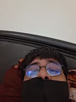 UsurpedThaw online show from November 23, 2025, 2:33 am