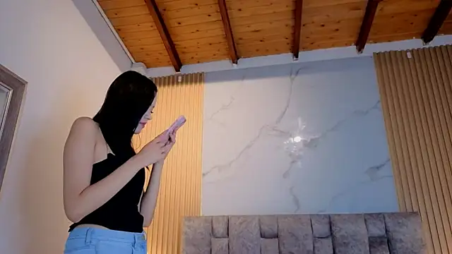 Snapshot of angel__kiss chatting on March 26, 2026, 11:27 am angel kiss online show from March 26, 2026, 11:27 am