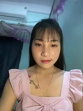 Snapshot of banlinh004 chatting on May 3, 2026, 3:07 pm banlinh004 online show from May 3, 2026, 3:07 pm