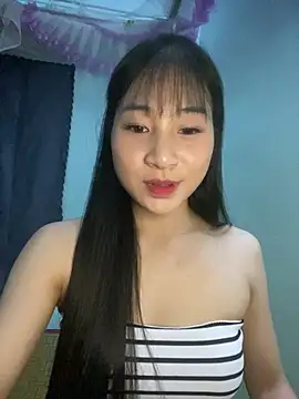 Snapshot of banlinh004 chatting on June 8, 2026, 2:39 pm banlinh004 online show from June 8, 2026, 2:39 pm
