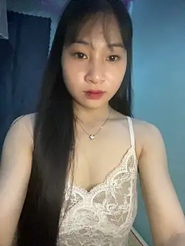 Snapshot of banlinh004 chatting on July 2, 2026, 3:17 am banlinh004 online show from July 2, 2026, 3:17 am