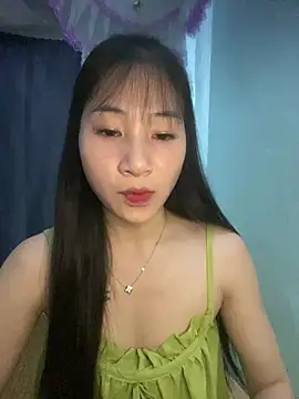 Snapshot of banlinh004 chatting on July 10, 2026, 1:58 pm banlinh004 online show from July 10, 2026, 1:58 pm