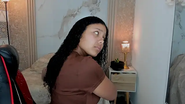 Snapshot of AriaVega chatting on June 9, 2026, 1:01 pm AriaVega online show from June 9, 2026, 1:01 pm