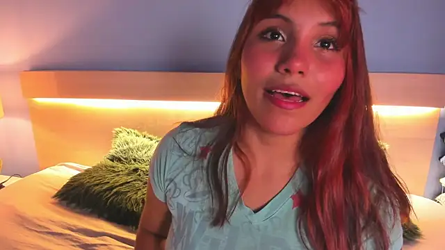 susygonzalez online show from October 21, 2025, 4:57 am