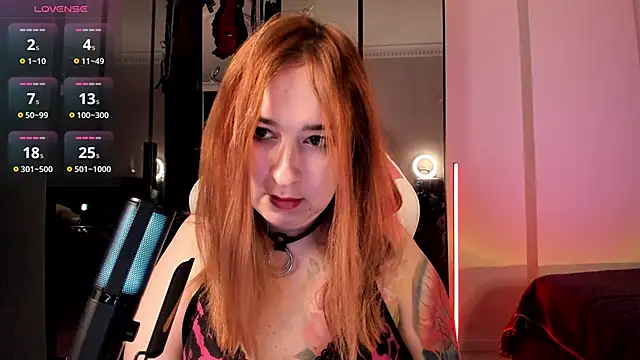 Snapshot of MissNyrra chatting on October 12, 2025, 2:32 am MissNyrra online show from October 12, 2025, 2:32 am