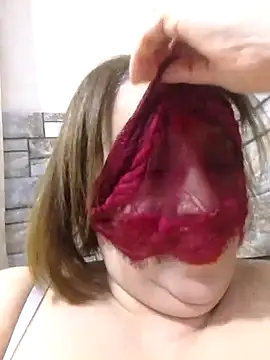 Snapshot of -Sonbola chatting on October 16, 2025, 9:05 pm -Sonbola online show from October 16, 2025, 9:05 pm