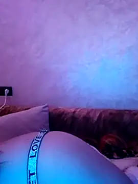 Snapshot of -Sonbola chatting on January 6, 2026, 9:29 pm -Sonbola online show from January 6, 2026, 9:29 pm