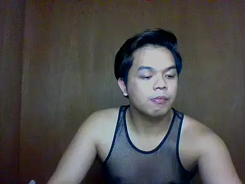 Snapshot of TarahFox chatting on November 18, 2025, 5:06 pm TarahFox online show from November 18, 2025, 5:06 pm
