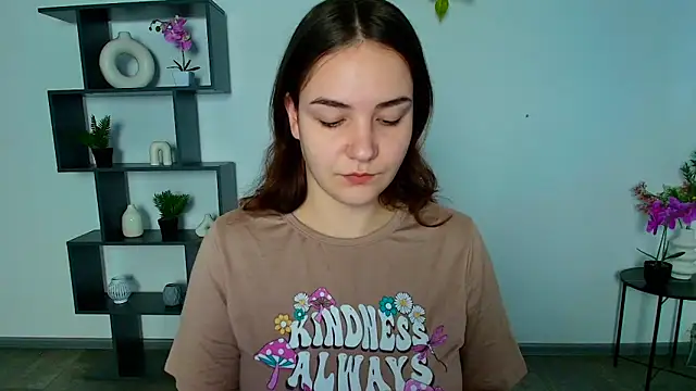 OliviaMontgommery online show from November 19, 2025, 6:24 am