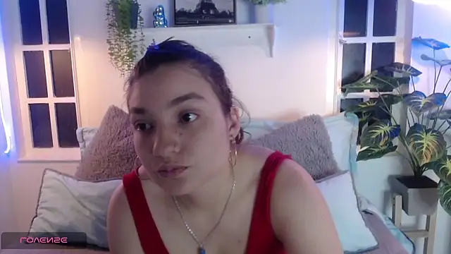 Snapshot of Viollet_C chatting on October 11, 2025, 1:16 am Viollet C online show from October 11, 2025, 1:16 am
