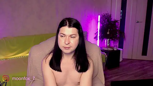 Snapshot of micromouse_mo chatting on January 5, 2026, 11:30 pm micromouse mo online show from January 5, 2026, 11:30 pm