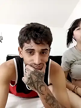 Snapshot of sombralovers chatting on April 11, 2026, 3:27 pm sombralovers online show from April 11, 2026, 3:27 pm