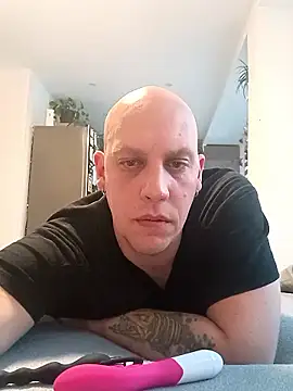 Snapshot of Kobradera1984 chatting on January 14, 2026, 7:14 am Kobradera1984 online show from January 14, 2026, 7:14 am