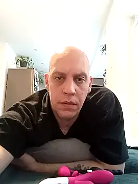 Snapshot of Kobradera1984 chatting on February 2, 2026, 8:35 am Kobradera1984 online show from February 2, 2026, 8:35 am