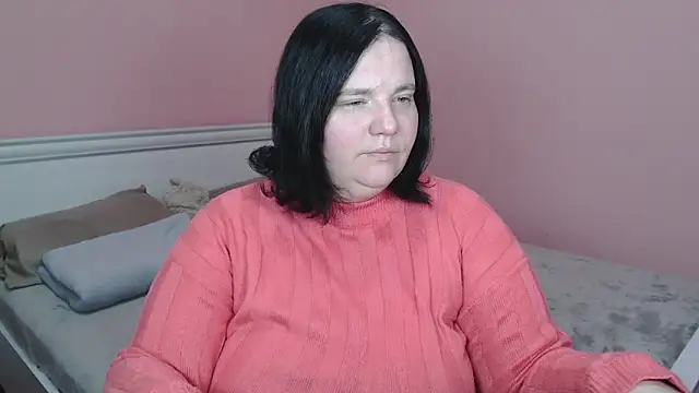  alexandra ray  online show from November 13, 2025, 10:36 am