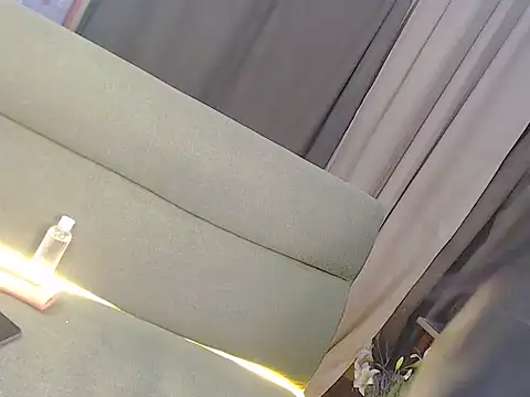 Hot chely online show from March 7, 2026, 1:02 am