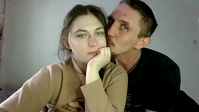 Twolatte1520 online show from February 6, 2026, 10:29 am