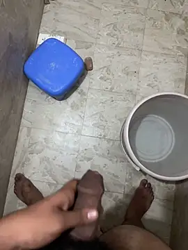 Snapshot of kartik_12098 chatting on October 3, 2025, 8:28 pm kartik 12098 online show from October 3, 2025, 8:28 pm