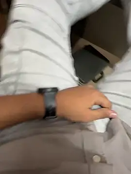 Snapshot of kartik_12098 chatting on October 6, 2025, 6:44 am kartik 12098 online show from October 6, 2025, 6:44 am