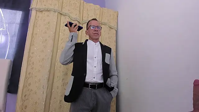  axelking  online show from March 27, 2026, 11:43 am