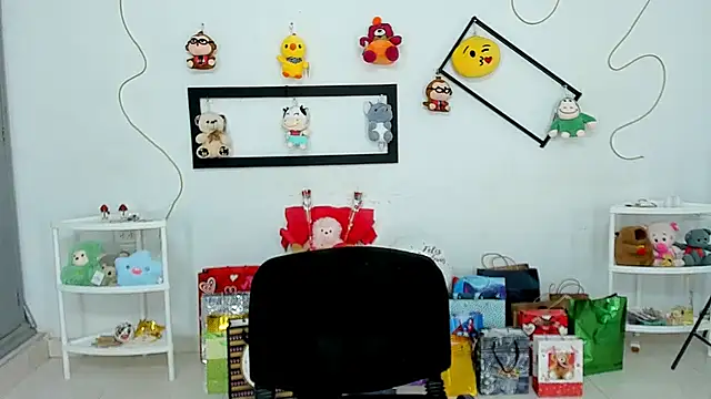 Snapshot of Gregorii_adams chatting on November 28, 2025, 1:58 pm Gregorii adams online show from November 28, 2025, 1:58 pm