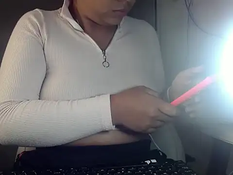 Agatha milk24 online show from October 11, 2025, 6:12 am