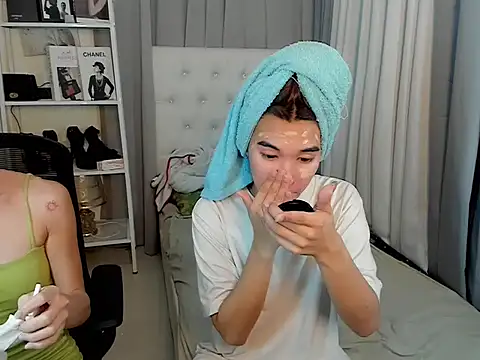 Yourdreamgoddess online show from January 17, 2026, 4:17 am