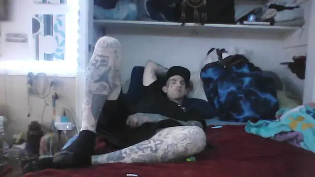 Snapshot of SWAGGDaddy93 chatting on February 18, 2026, 8:54 am SWAGGDaddy93 online show from February 18, 2026, 8:54 am