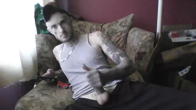 Snapshot of SWAGGDaddy93 chatting on March 4, 2026, 1:17 pm SWAGGDaddy93 online show from March 4, 2026, 1:17 pm