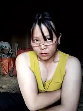 Snapshot of sumaybae chatting on April 3, 2026, 10:35 am sumaybae online show from April 3, 2026, 10:35 am