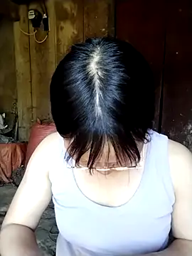 Snapshot of sumaybae chatting on April 9, 2026, 12:32 am sumaybae online show from April 9, 2026, 12:32 am