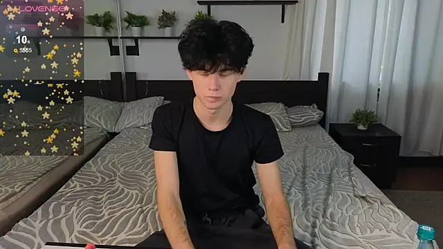 Cute Mike online show from October 20, 2025, 2:45 am