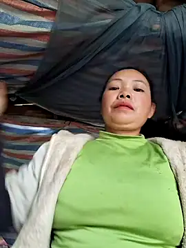 miomio-12 online show from December 2, 2025, 1:11 am