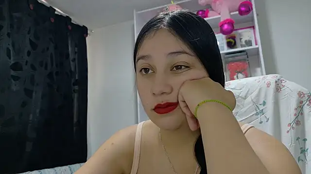 Snapshot of KOREN_JALAA chatting on July 1, 2026, 5:34 pm KOREN JALAA online show from July 1, 2026, 5:34 pm