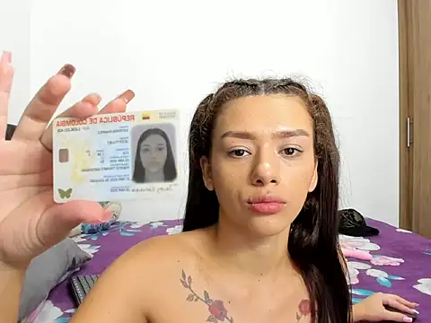 britney london x online show from November 28, 2025, 10:01 pm