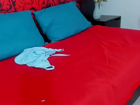 Candy sweety1 online show from December 4, 2025, 2:04 pm