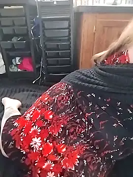 AugustRayn online show from February 3, 2026, 3:04 am