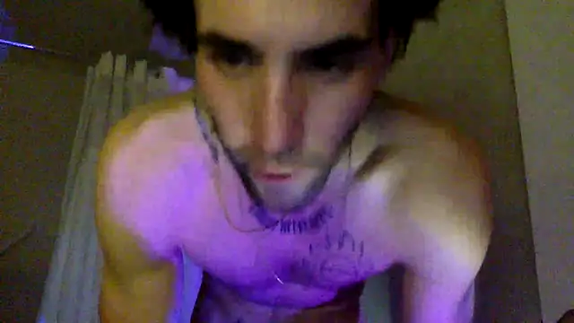 Snapshot of nvthvn555 chatting on July 18, 2026, 1:21 am nvthvn555 online show from July 18, 2026, 1:21 am