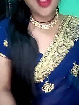 Snapshot of Rashmi_011 chatting on February 27, 2026, 12:21 am Rashmi 011 online show from February 27, 2026, 12:21 am