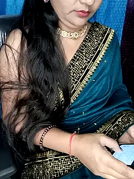 Snapshot of Rashmi_011 chatting on March 21, 2026, 12:04 am Rashmi 011 online show from March 21, 2026, 12:04 am