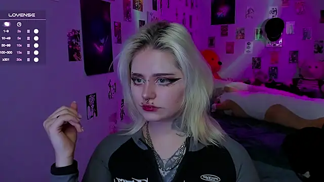 bixxxiz online show from December 1, 2025, 10:20 am