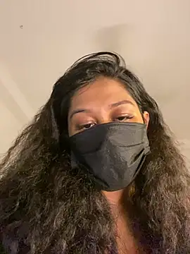 Monica  Bellucci   online show from February 28, 2026, 10:49 am