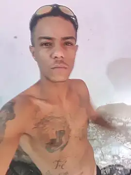 Snapshot of Amorseu18cm chatting on October 18, 2025, 2:18 pm Amorseu18cm online show from October 18, 2025, 2:18 pm