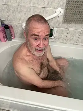 Jcaspen online show from April 14, 2026, 1:39 pm