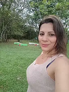 Snapshot of scarlett__m chatting on January 16, 2026, 3:49 pm scarlett m online show from January 16, 2026, 3:49 pm