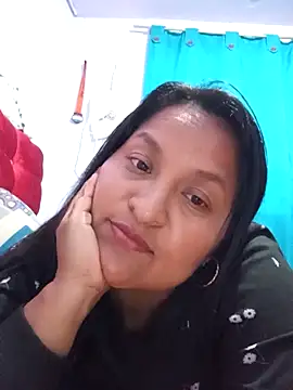 Snapshot of lucia00xx chatting on February 13, 2026, 11:12 pm lucia00xx online show from February 13, 2026, 11:12 pm