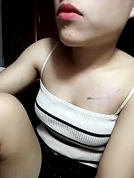 Lyly69699 online show from October 11, 2025, 5:17 am